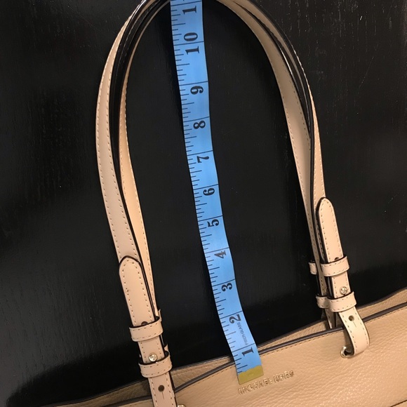 Michael Kors Bedford Medium Tote Handbag and Wallet - Picture 15 of 15